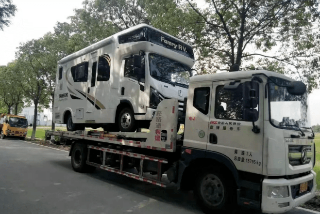 汽車托運(yùn)物流公司的優(yōu)勢服務(wù)|上門接車和交付服務(wù)